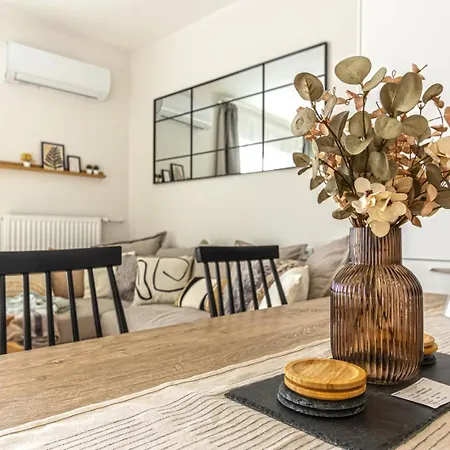 Buda Floor With Terrace & View