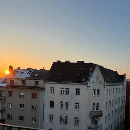 Buda Floor With Terrace & View Βουδαπέστη